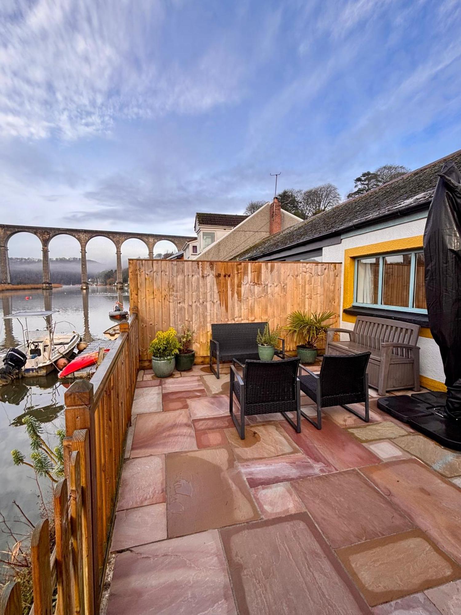 Viaduct River View & Outdoor Bath - Couples Retreat Calstock Kültér fotó